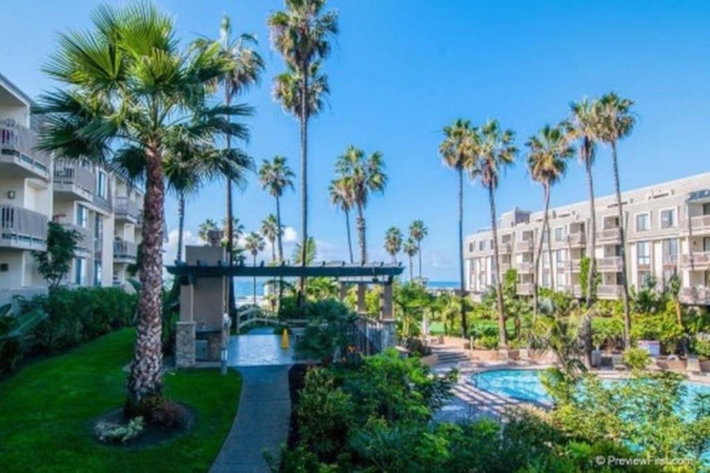 Beachside Retreat Oceanside Exterior photo
